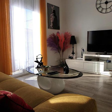 Chic Et Douillet Appartement Perpignan Buitenkant foto